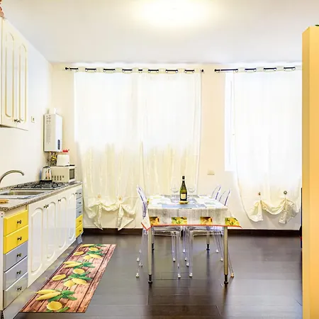 Deluxe Pantheon Apartamento *