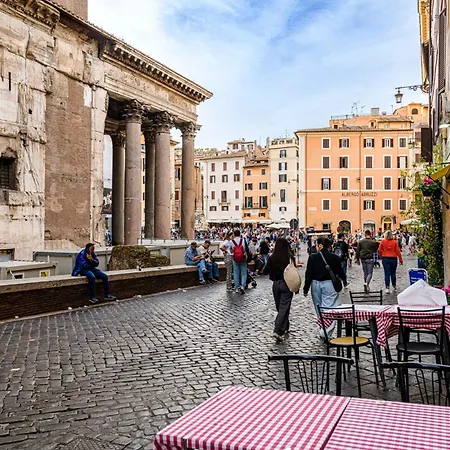 Deluxe Pantheon * Rome